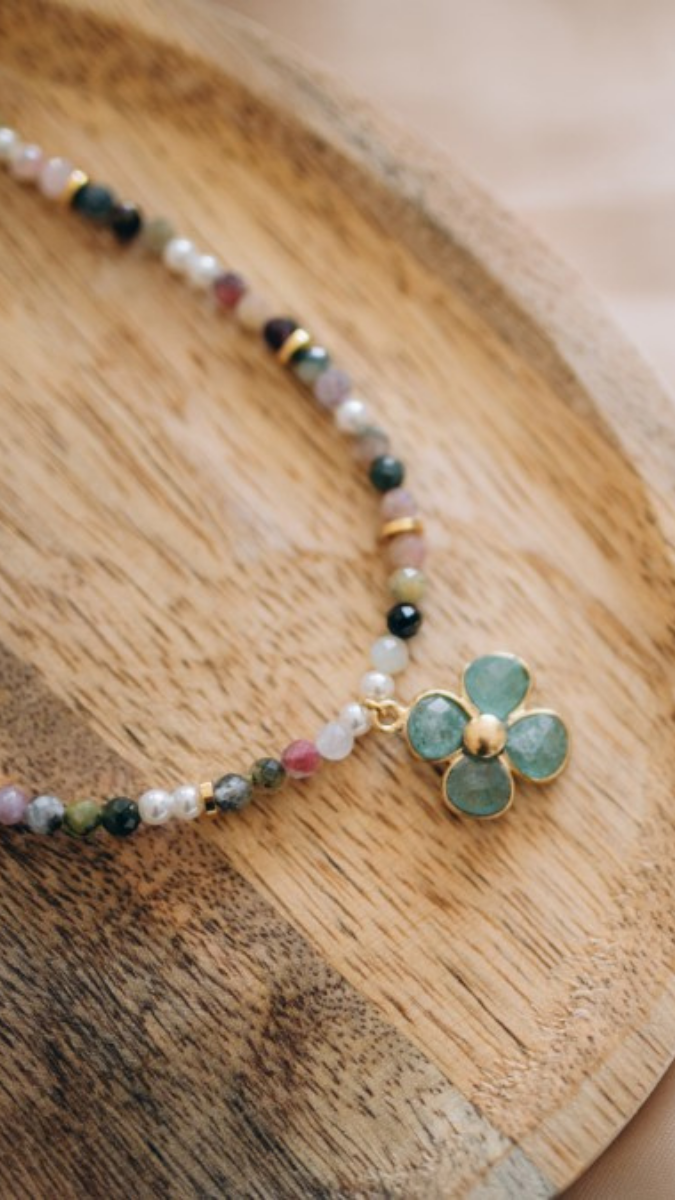 Schéma Comment faire des bijoux en pierres naturelles ? 9 idées de bijoux DIY Schéma Comment faire des bijoux en pierres naturelles ? 9 idées de bijoux DIY